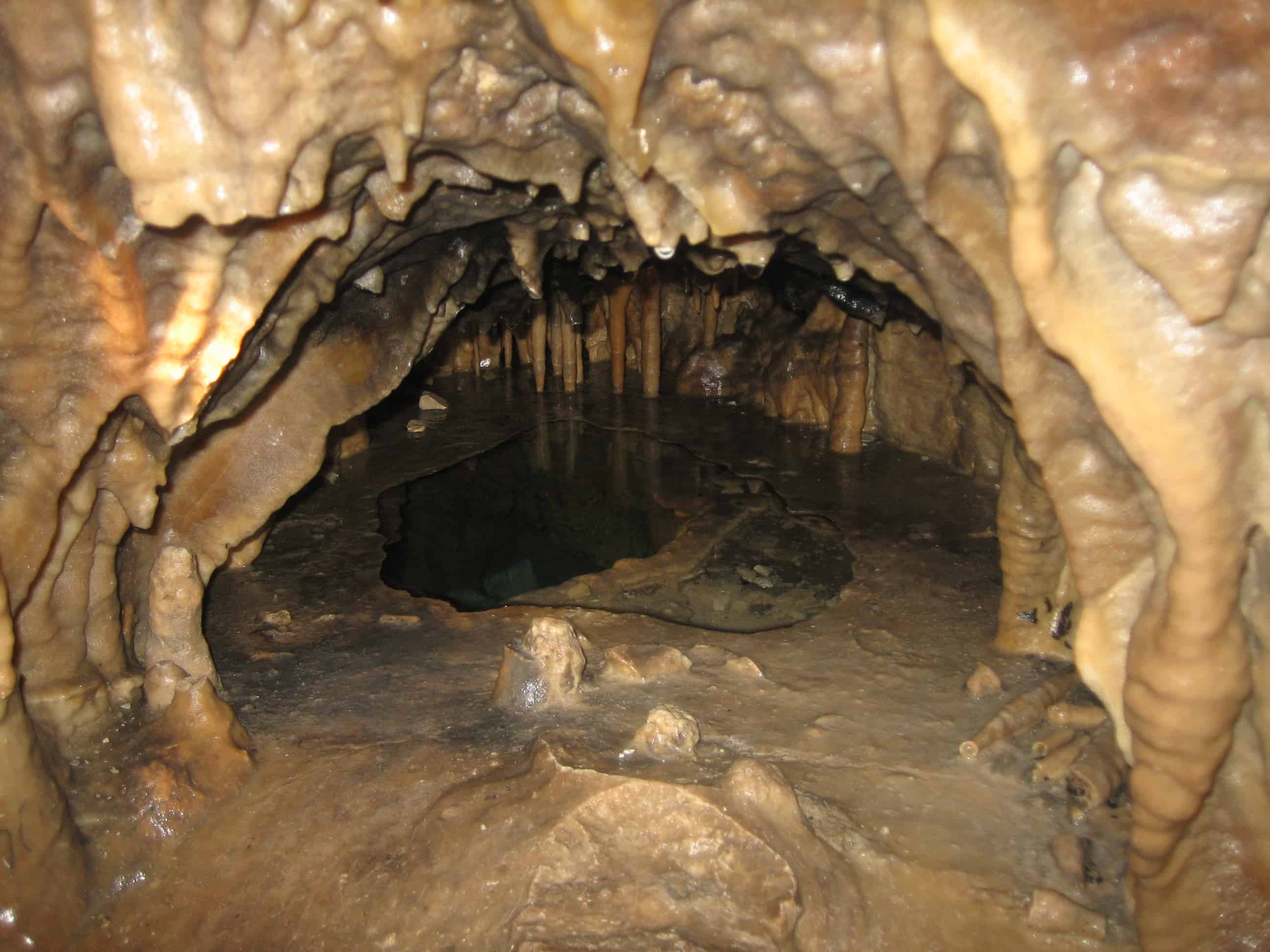 grotta del cavallone